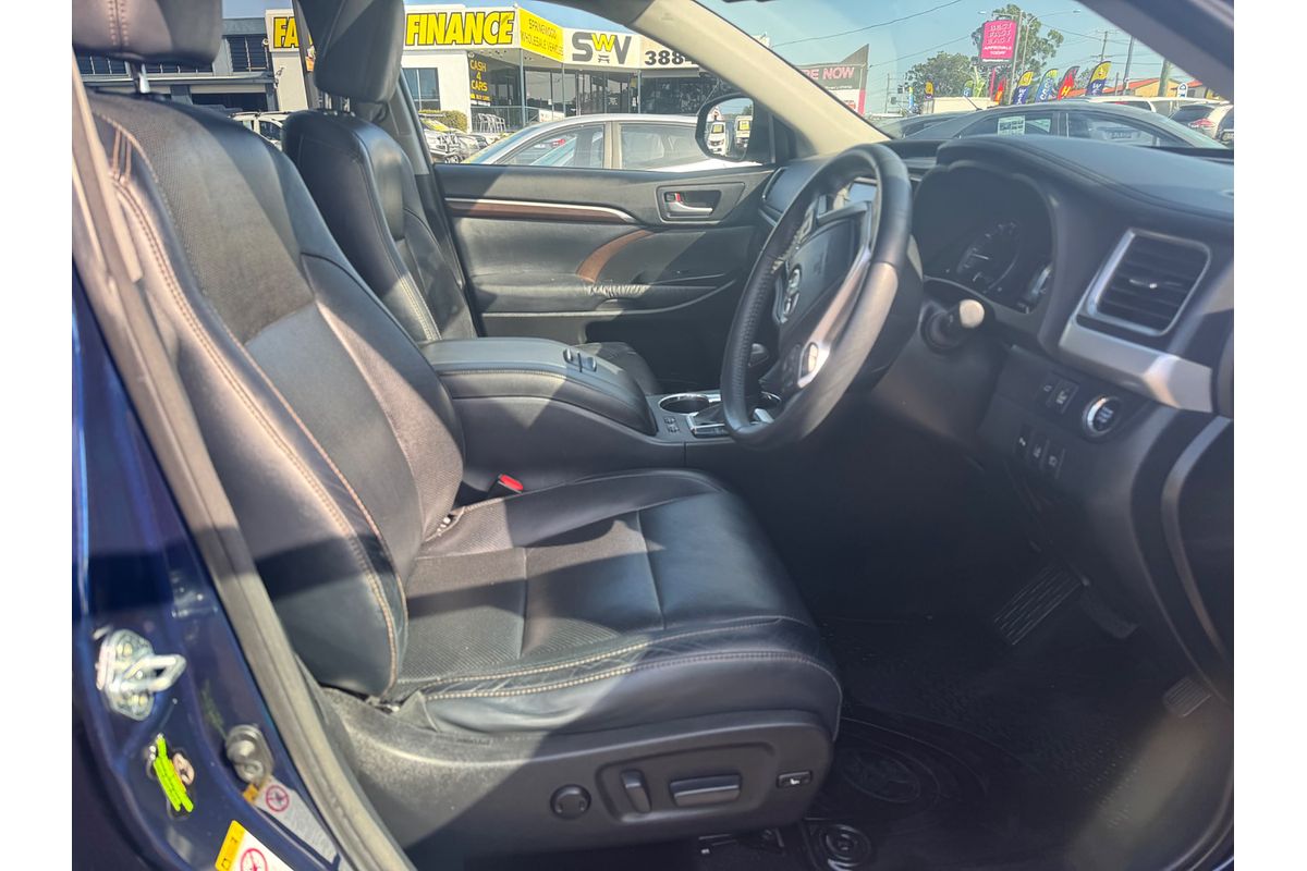 2014 Toyota Kluger Grande GSU55R