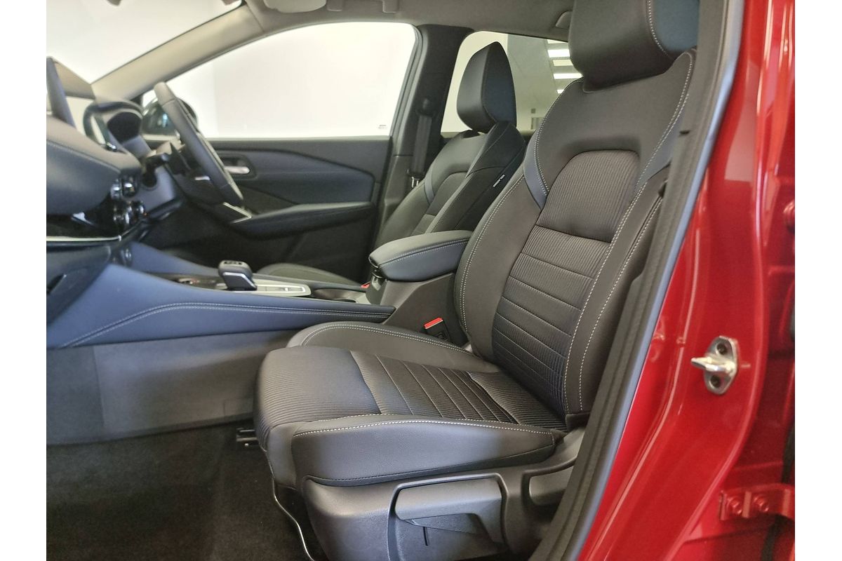 2024 Nissan QASHQAI ST-L J12