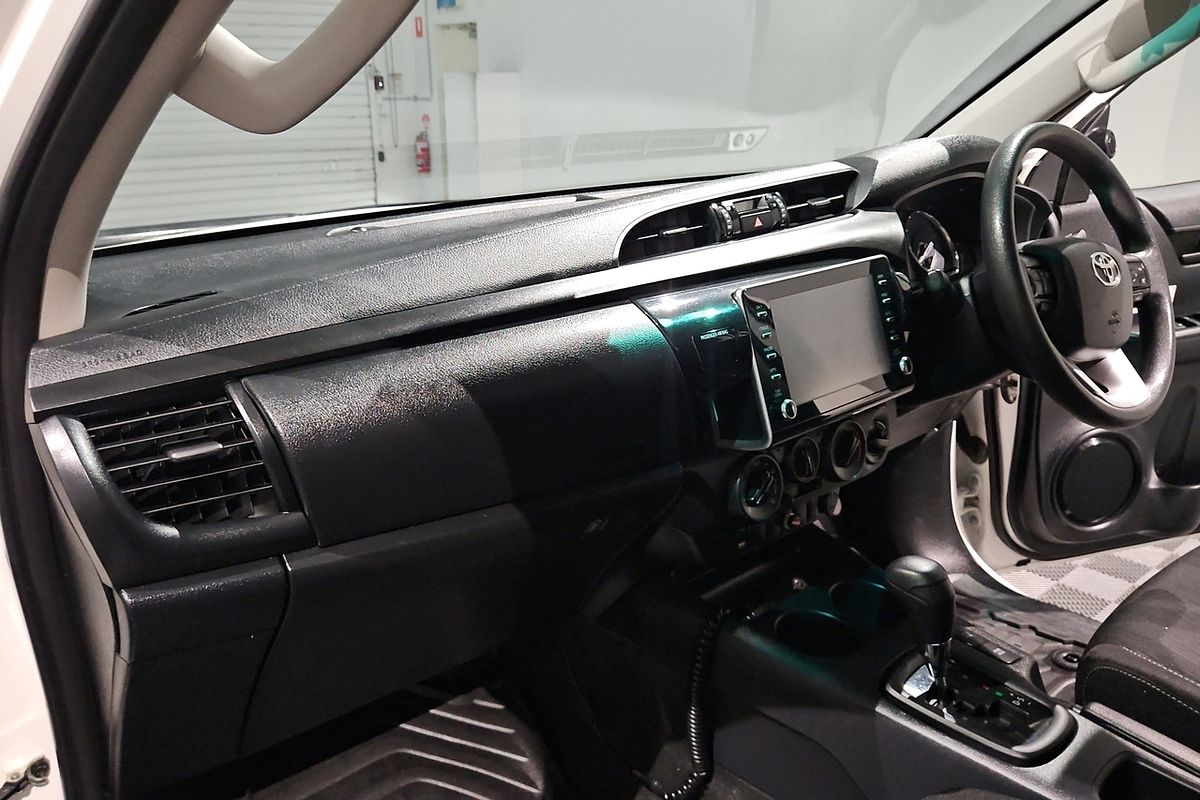 2020 Toyota Hilux SR GUN126R 4X4