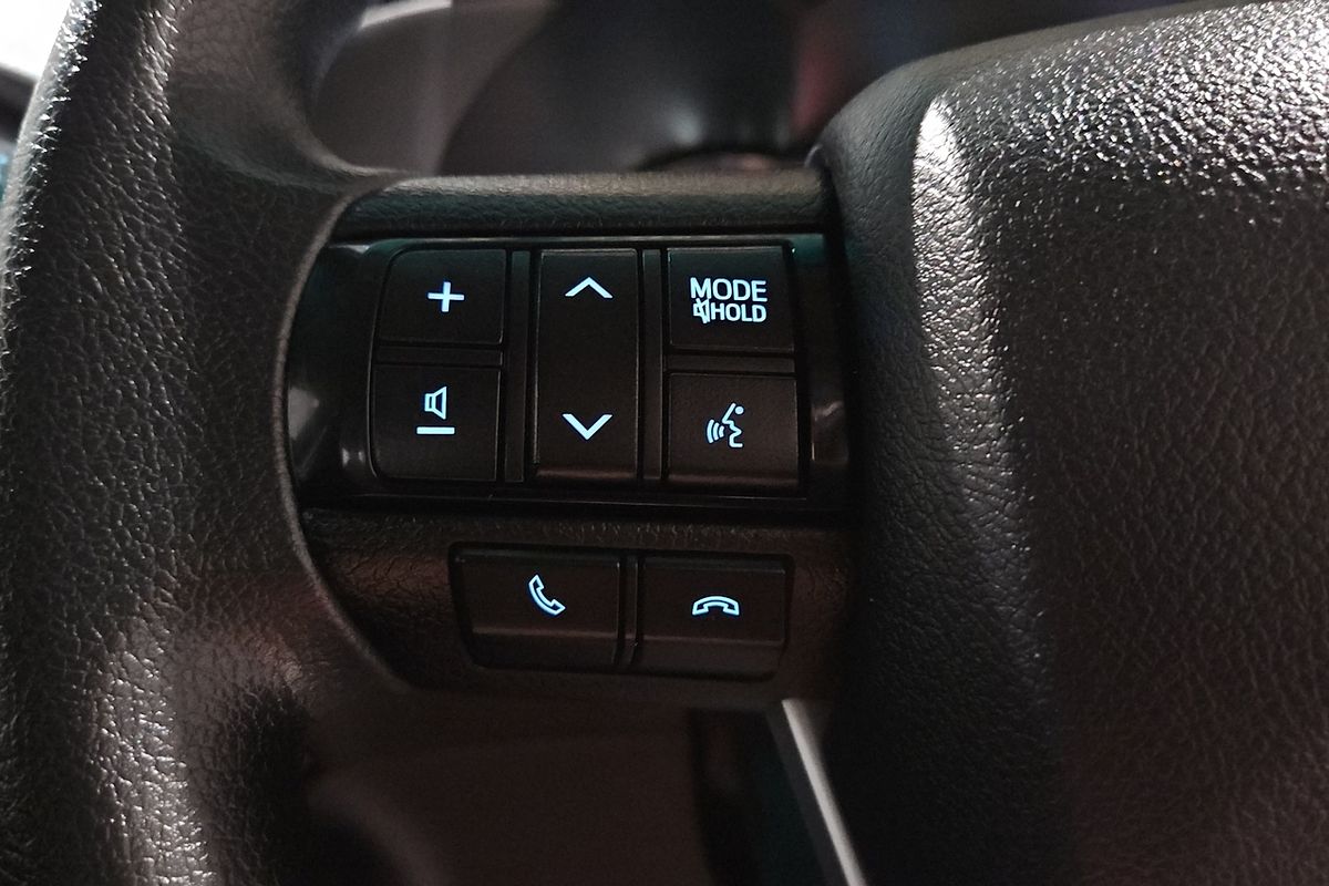 2020 Toyota Hilux SR GUN126R 4X4