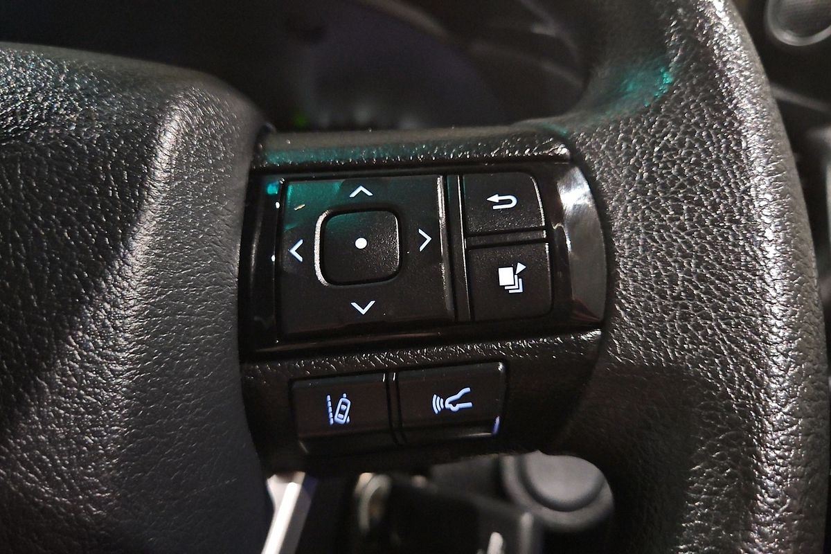2020 Toyota Hilux SR GUN126R 4X4