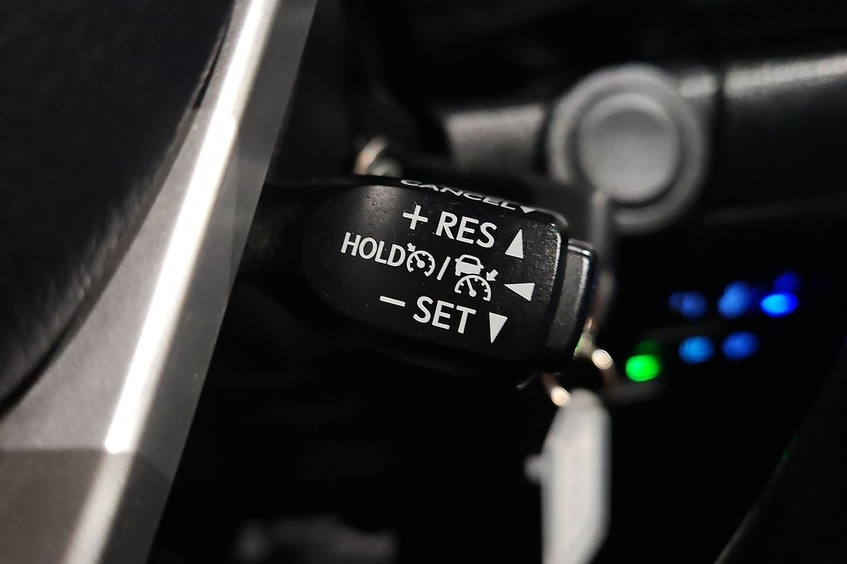 2020 Toyota Hilux SR GUN126R 4X4