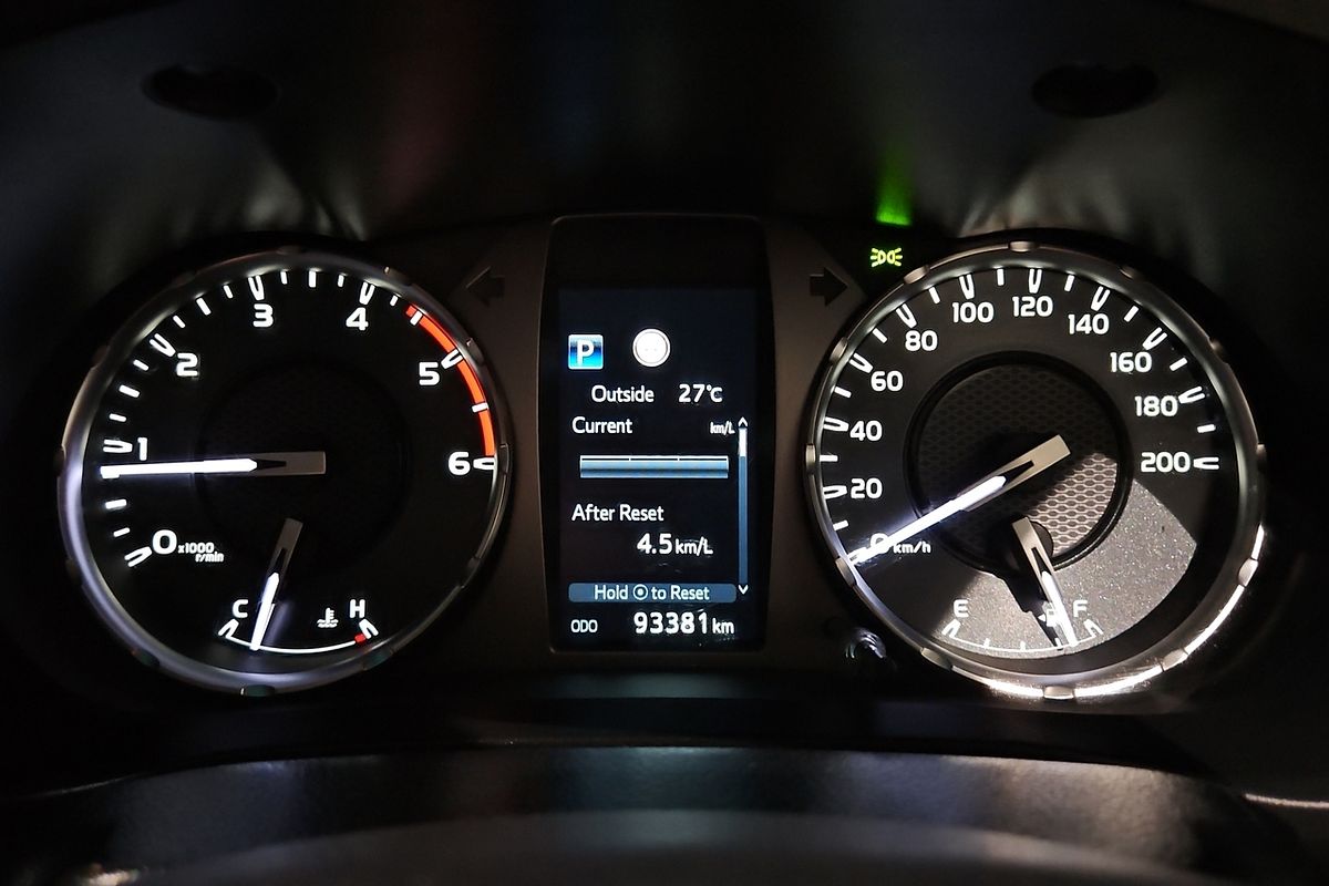 2020 Toyota Hilux SR GUN126R 4X4
