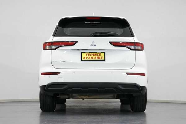 2023 Mitsubishi Outlander ES ZM