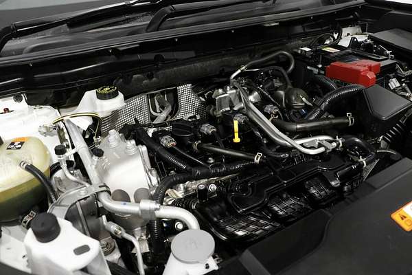 2023 Mitsubishi Outlander ES ZM