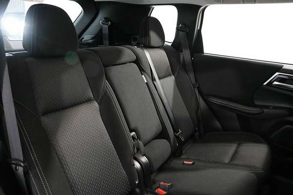 2023 Mitsubishi Outlander ES ZM