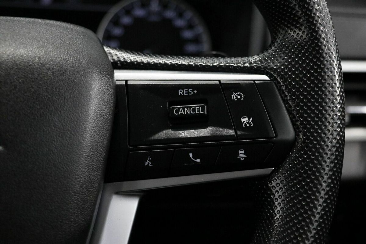 2023 Mitsubishi Outlander ES ZM