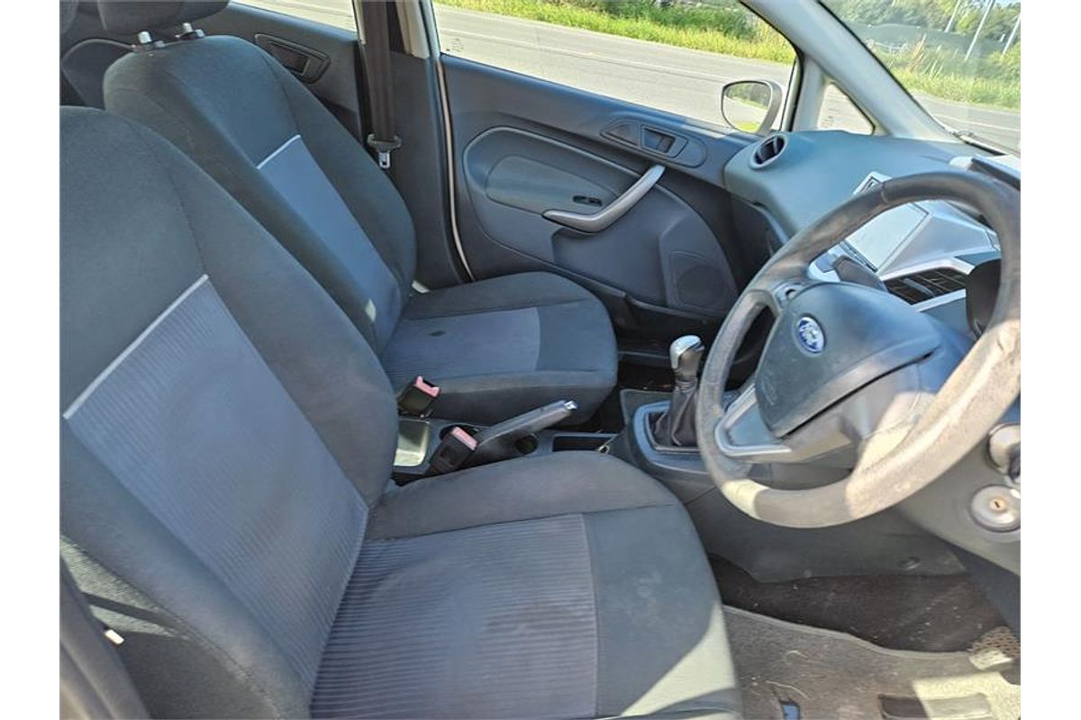 2010 Ford Fiesta CL WS
