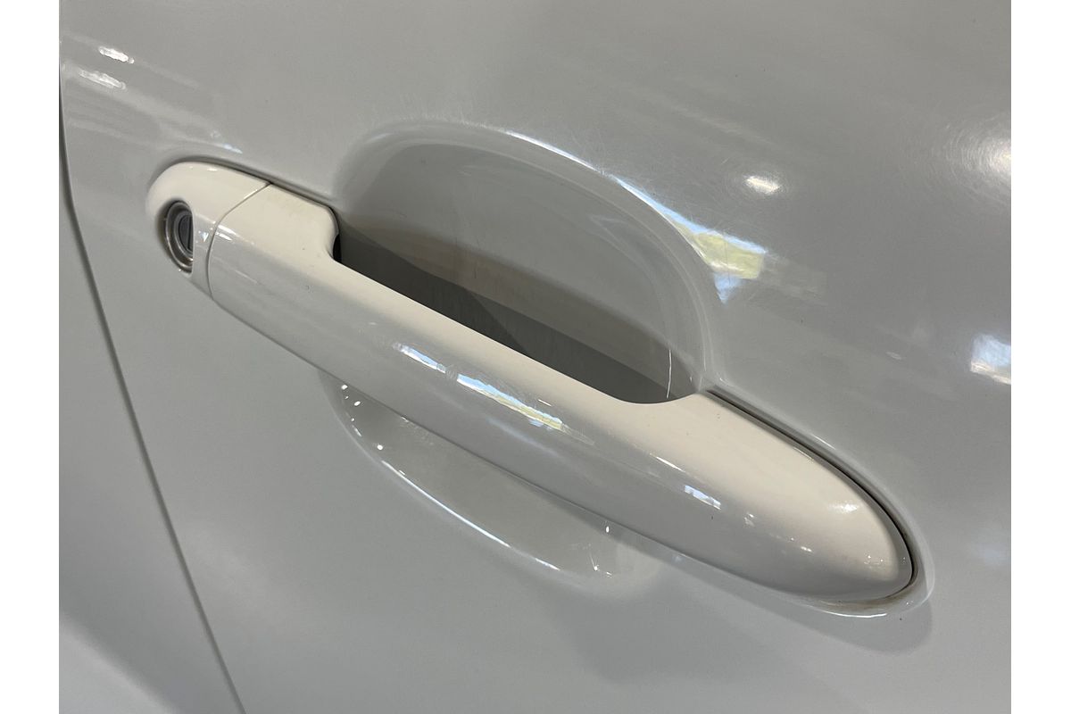 2013 Kia Rio S UB