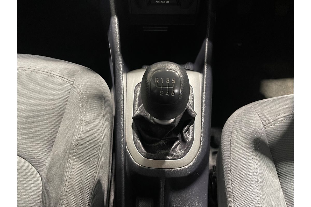 2013 Kia Rio S UB