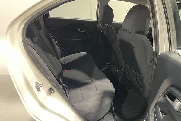 2013 Kia Rio S UB