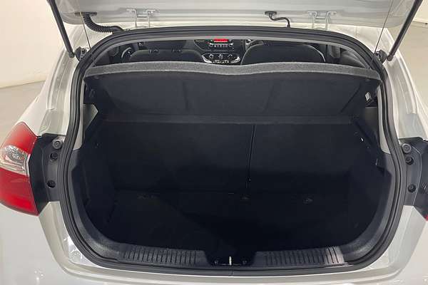 2013 Kia Rio S UB