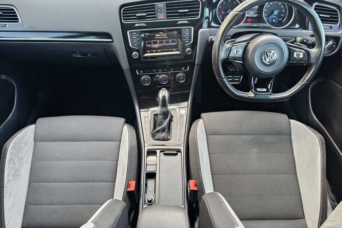 2015 Volkswagen Golf R 7
