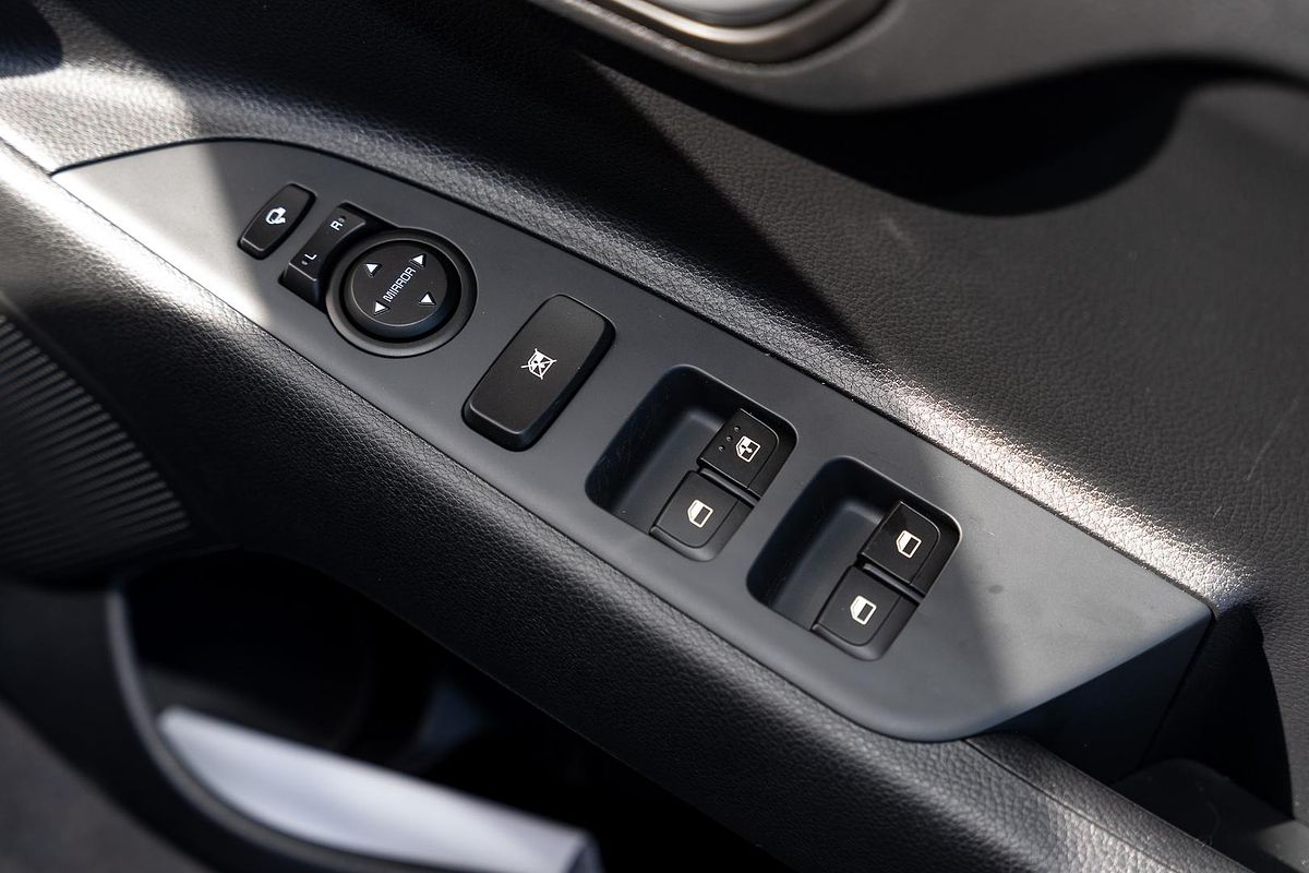 2025 Kia Stonic S YB