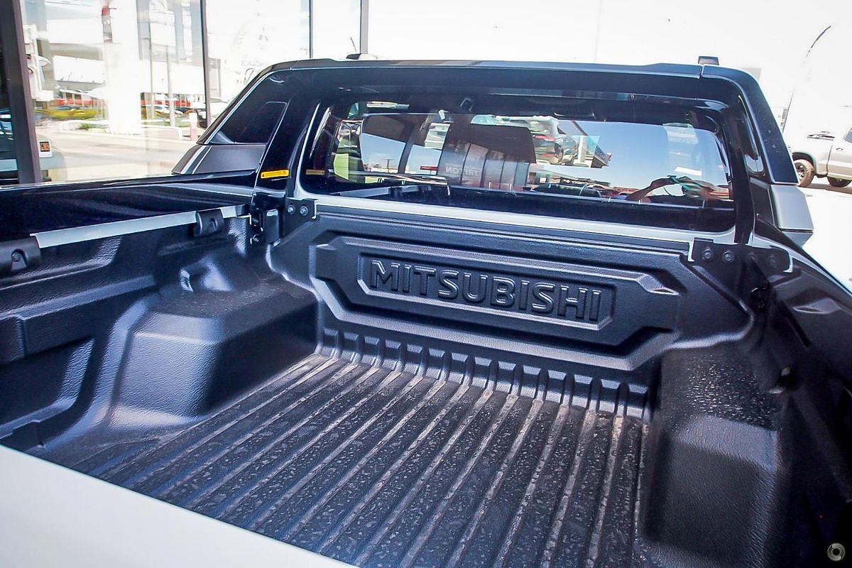 2025 Mitsubishi Triton GSR MV