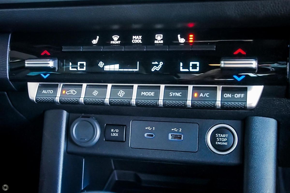 2025 Mitsubishi Triton GSR MV