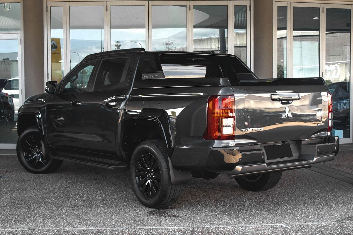 2025 Mitsubishi Triton GSR MV