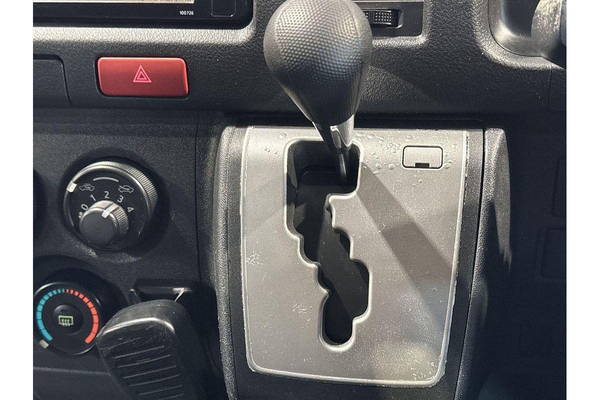 2018 Toyota Hiace Commuter KDH223R