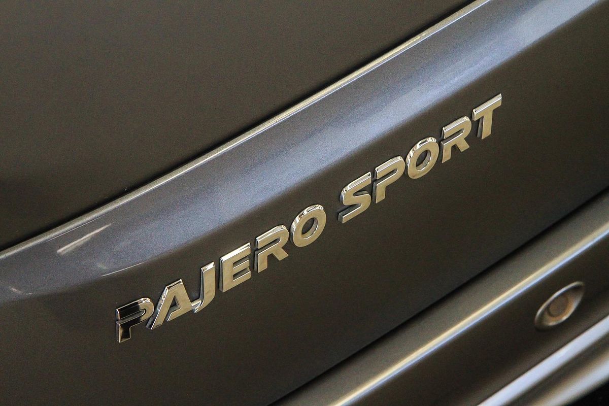2016 Mitsubishi Pajero Sport GLS QE