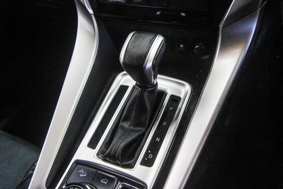 2016 Mitsubishi Pajero Sport GLS QE