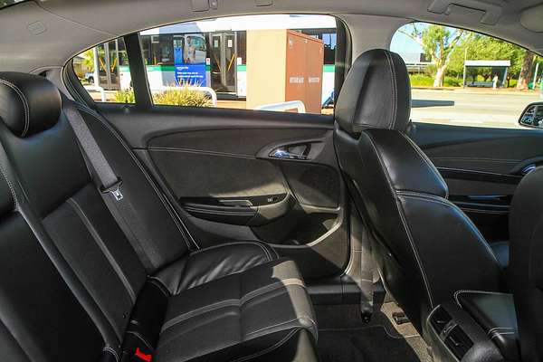 2016 Holden Special Vehicles Clubsport R8 SV Black GEN-F2