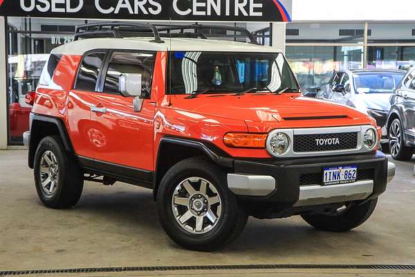 2013 Toyota FJ Cruiser GSJ15R