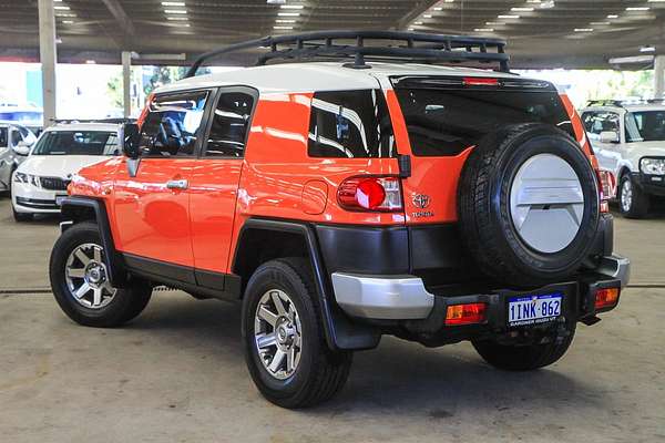 2013 Toyota FJ Cruiser GSJ15R