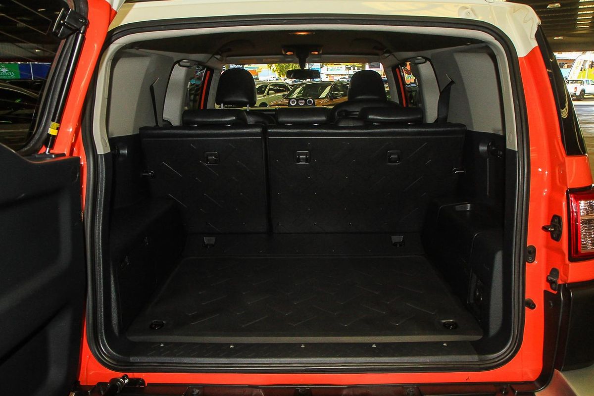 2013 Toyota FJ Cruiser GSJ15R