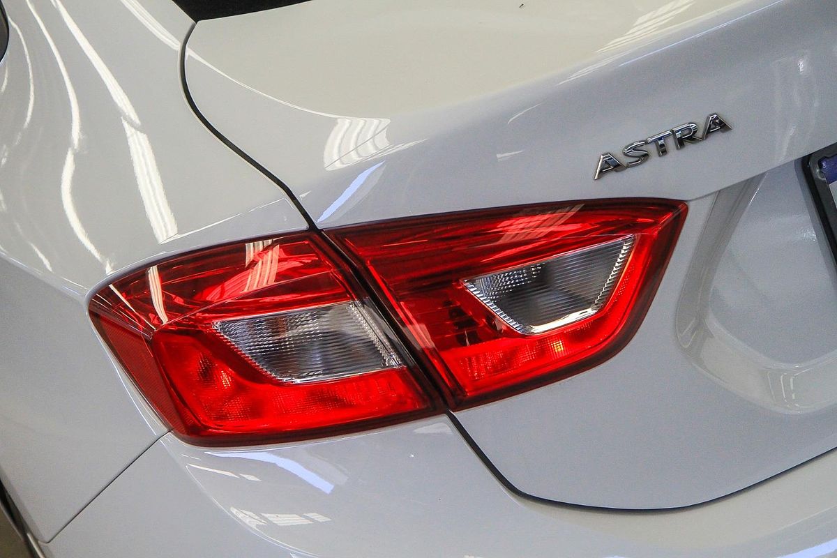 2017 Holden Astra LS+ BL