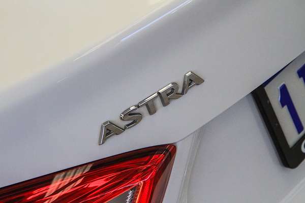 2017 Holden Astra LS+ BL