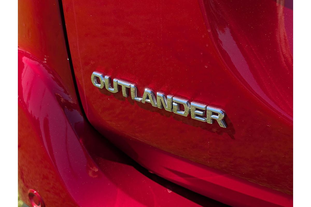 2020 Mitsubishi Outlander LS ZL