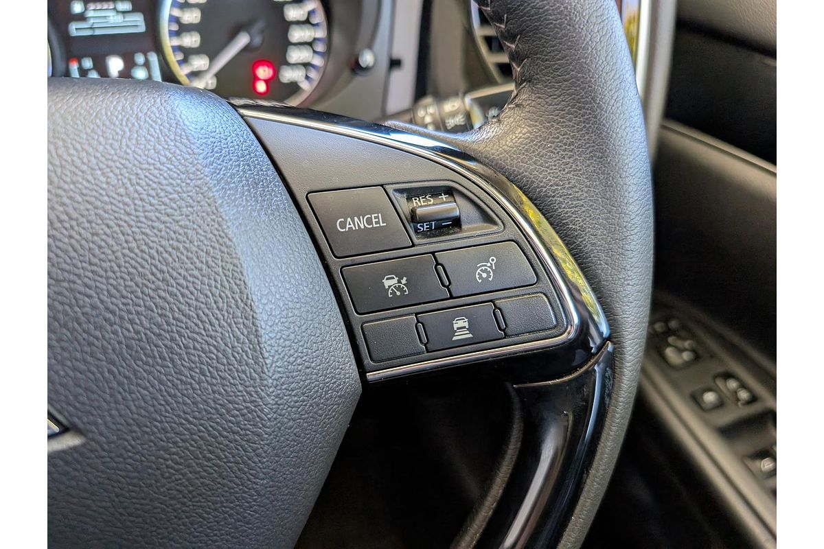 2020 Mitsubishi Outlander LS ZL