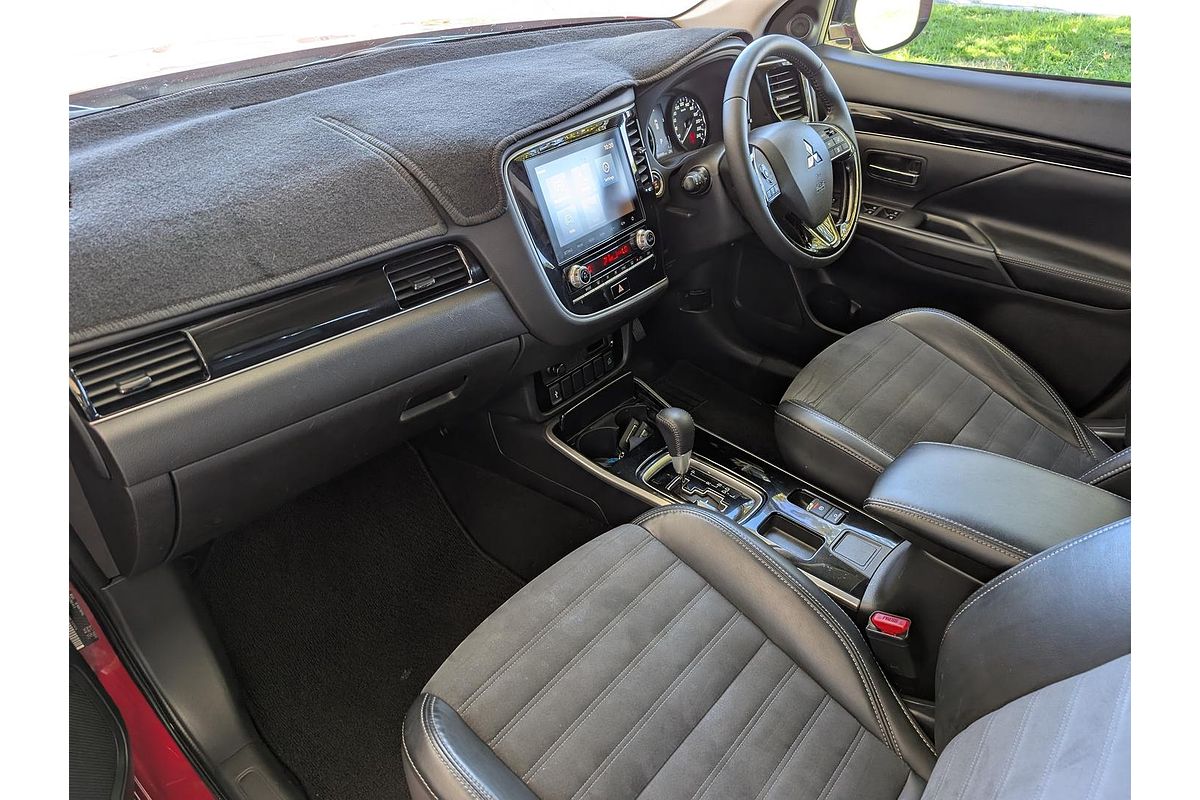2020 Mitsubishi Outlander LS ZL