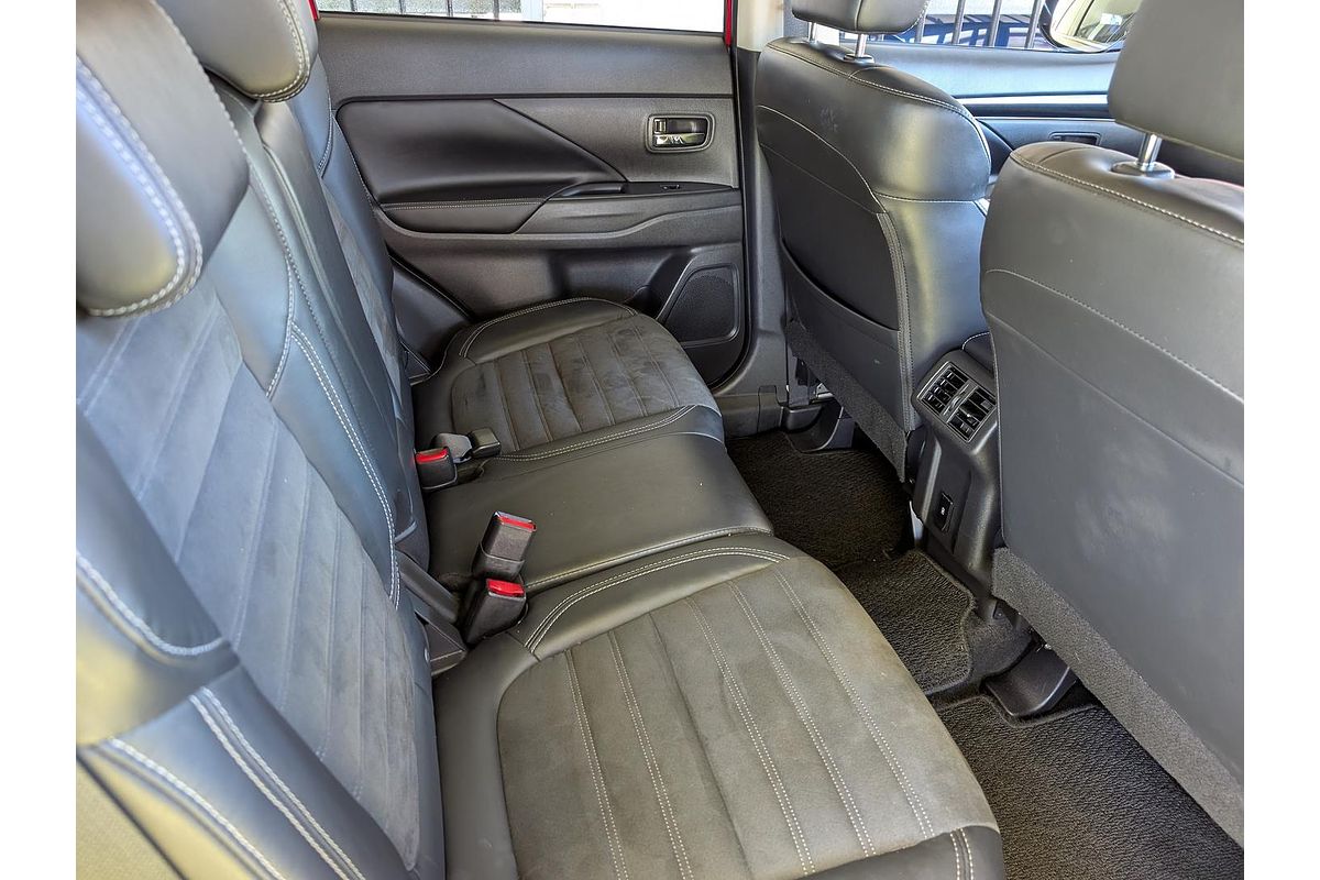 2020 Mitsubishi Outlander LS ZL
