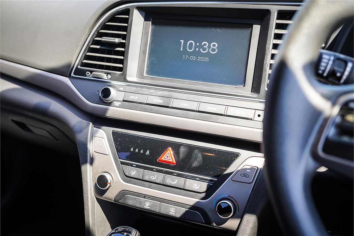 2018 Hyundai Elantra Active AD