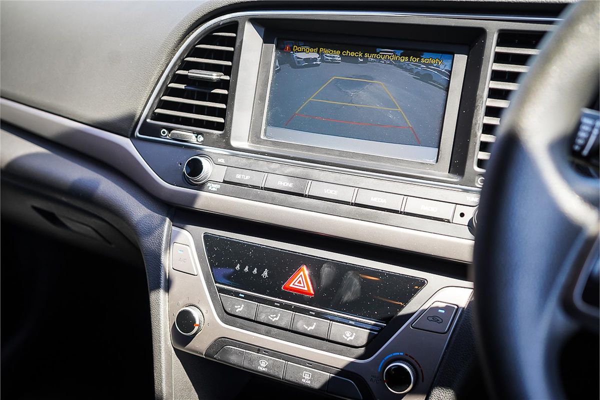 2018 Hyundai Elantra Active AD