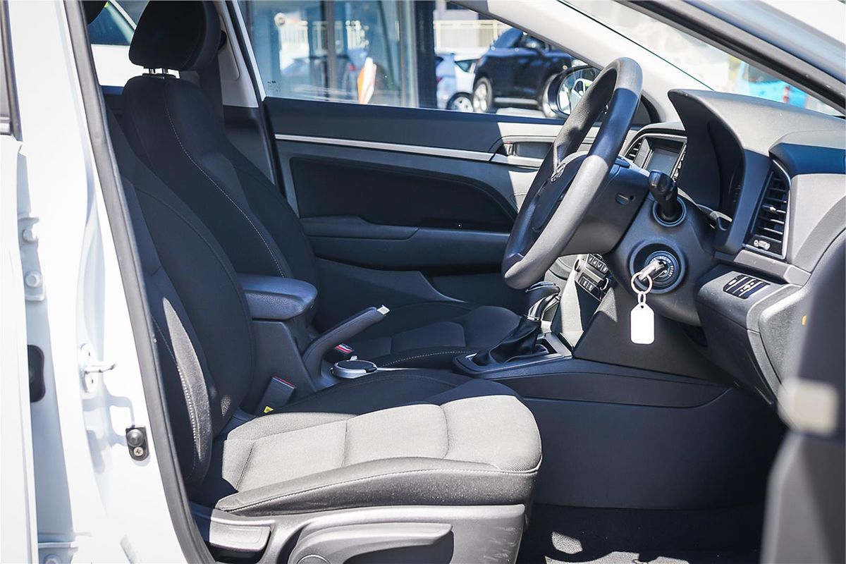 2018 Hyundai Elantra Active AD