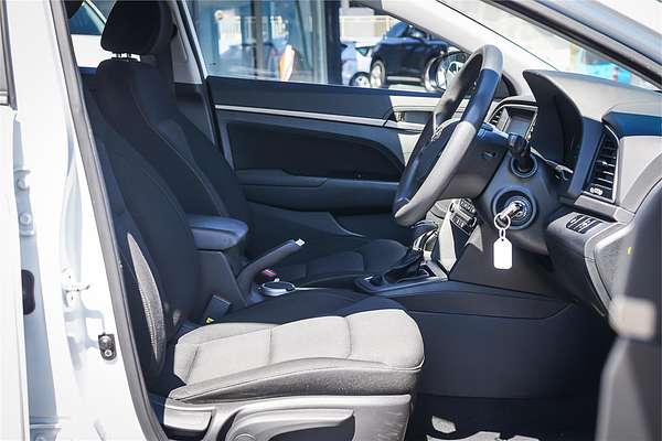 2018 Hyundai Elantra Active AD
