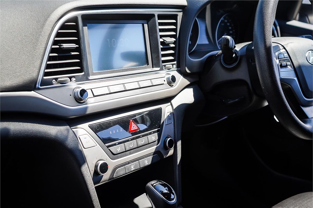 2018 Hyundai Elantra Active AD