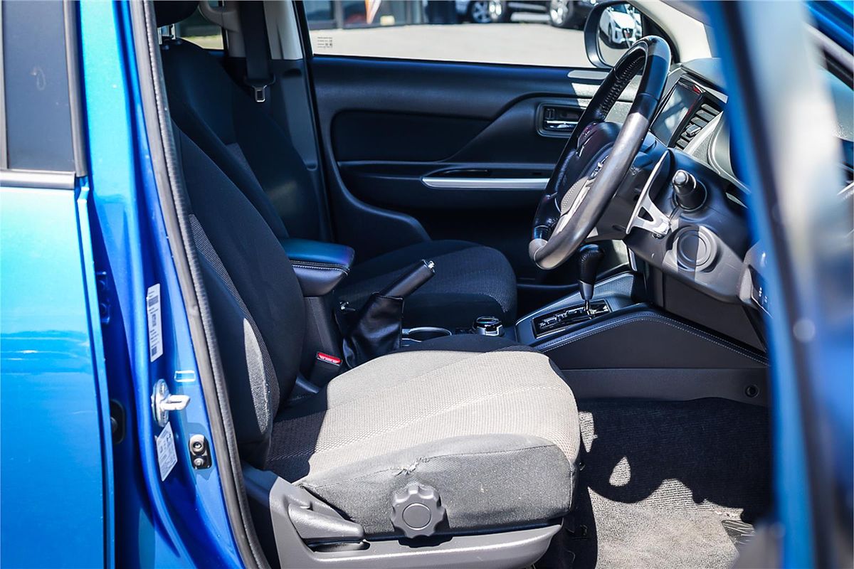 2019 Mitsubishi Triton GLS MR 4X4