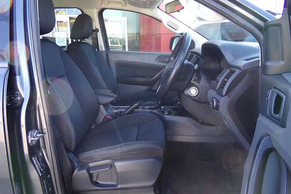 2017 Ford Everest Ambiente UA