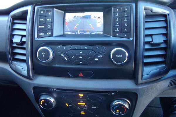 2017 Ford Everest Ambiente UA