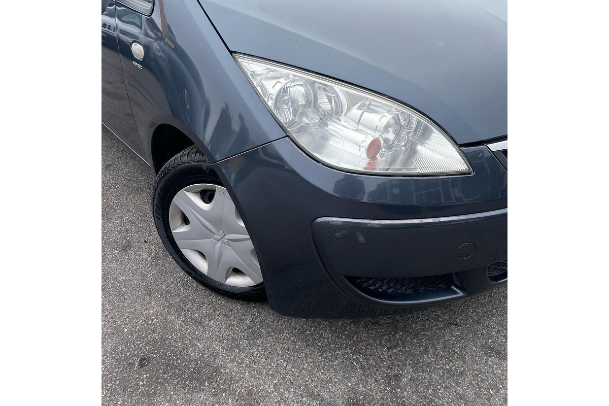 2006 Mitsubishi Colt LS RG