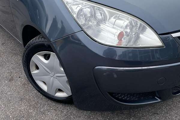 2006 Mitsubishi Colt LS RG