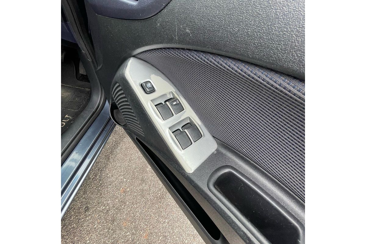 2006 Mitsubishi Colt LS RG