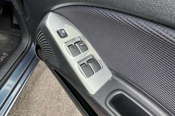 2006 Mitsubishi Colt LS RG