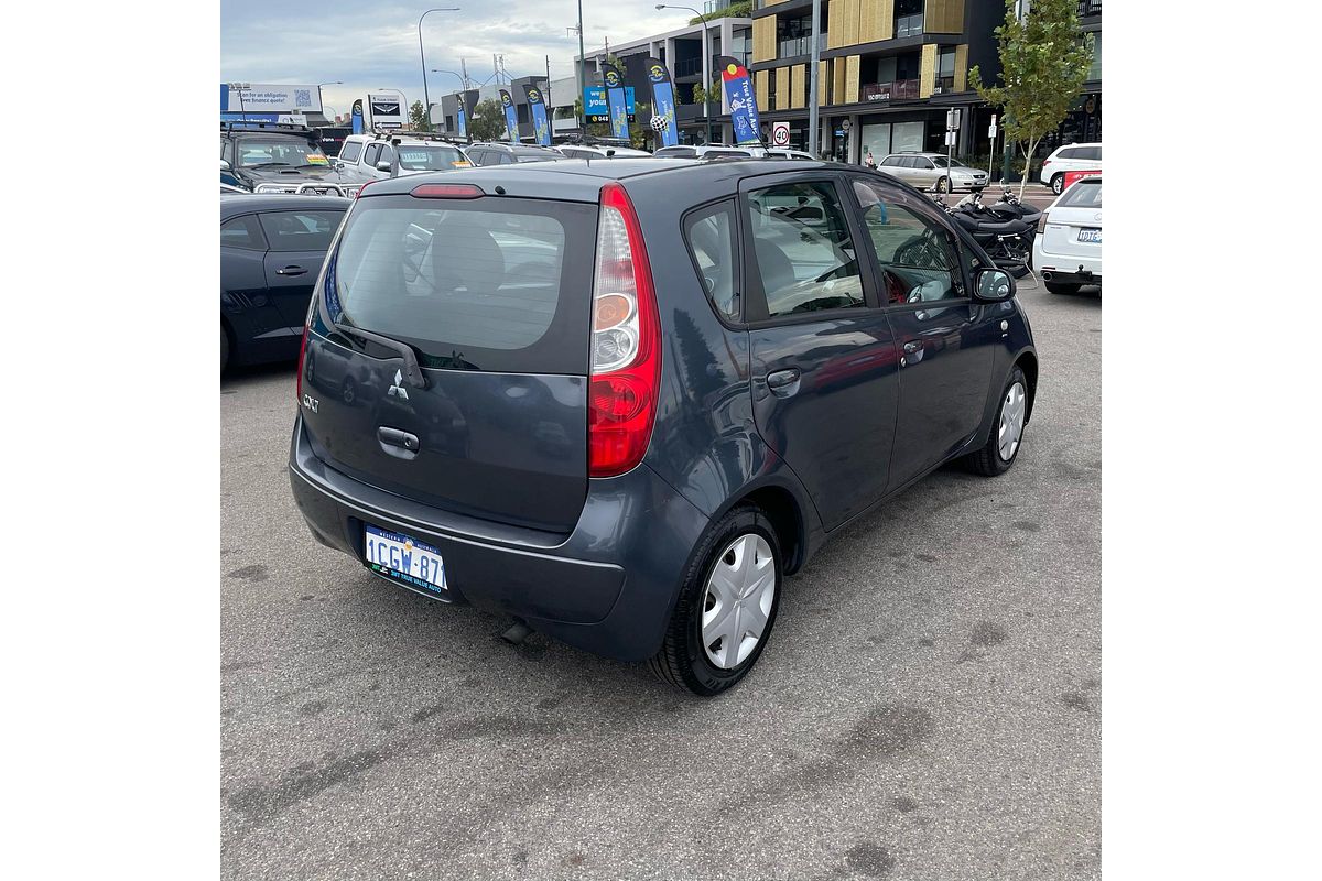 2006 Mitsubishi Colt LS RG