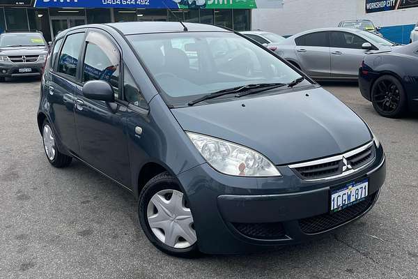 2006 Mitsubishi Colt LS RG