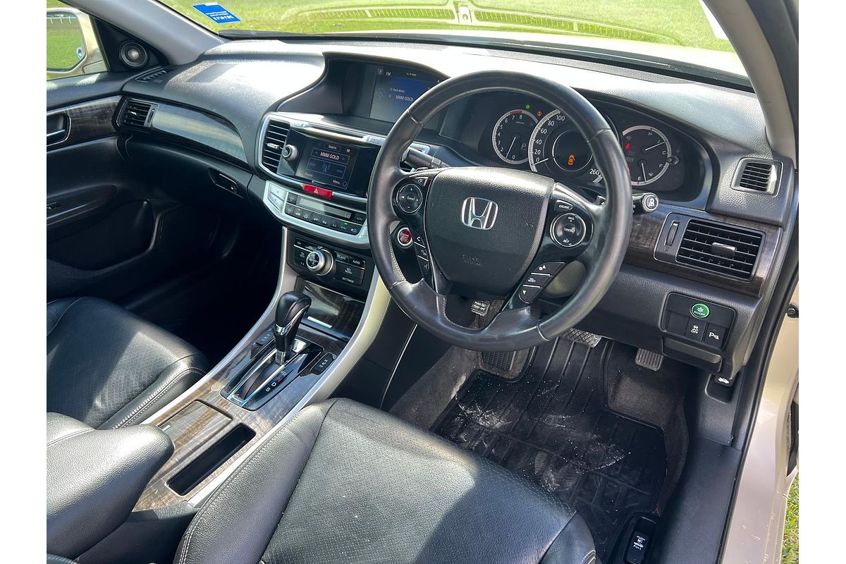 2014 Honda Accord VTi-L 9th Gen
