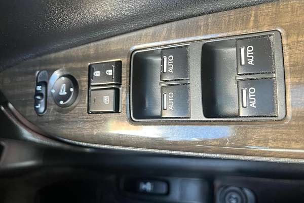 2014 Honda Accord VTi-L 9th Gen